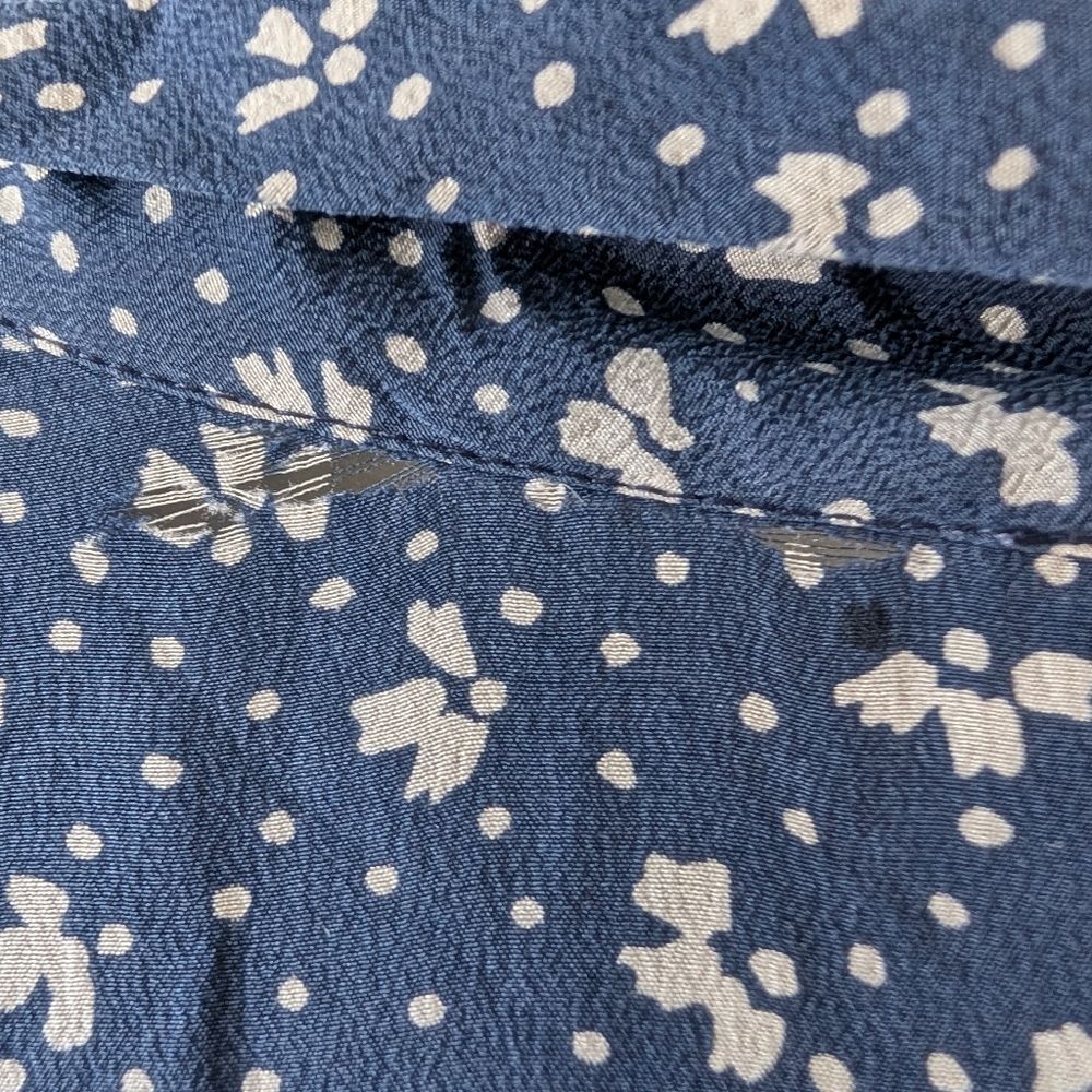 Vintage Ann Taylor All Silk Blouse Button Vest Navy Print Size 8 - Picture 6 of 6